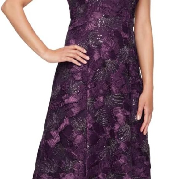 Womens Short Embroidered Cocktail Dress, Wedding Guest Petite and Regular Sizes - Picture 1 of 2